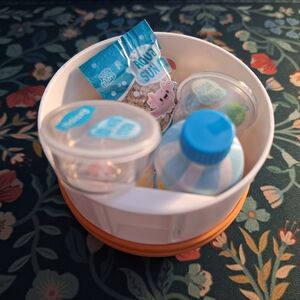 Miniverse Make It Mini Animals Series 1 Axolotl